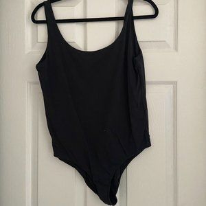 Everlane the Bodysuit in black - XL